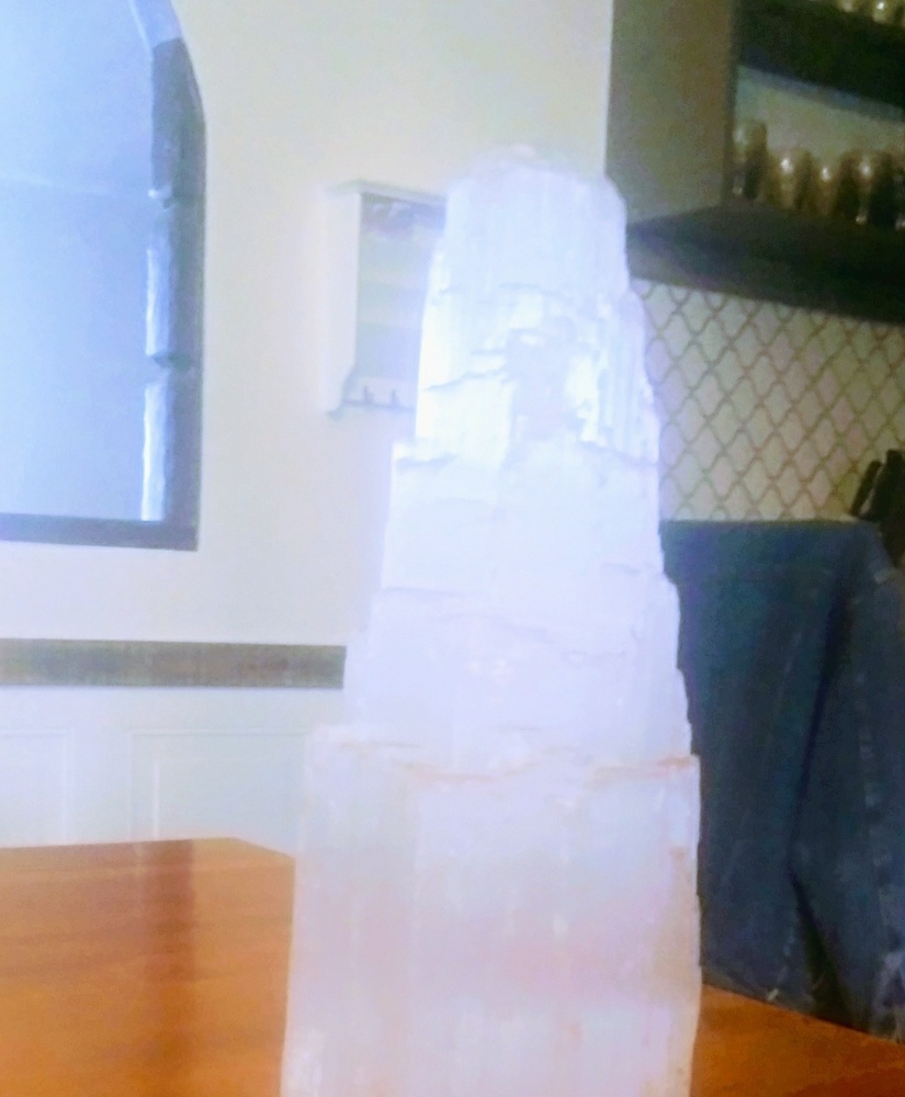 Large crystal - Picture 2 of 3